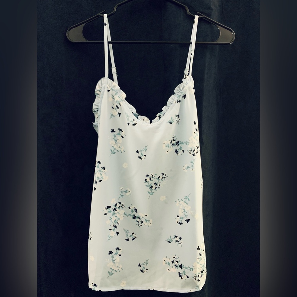 NWT 41Hawthorn Brielle Ruffled Cami